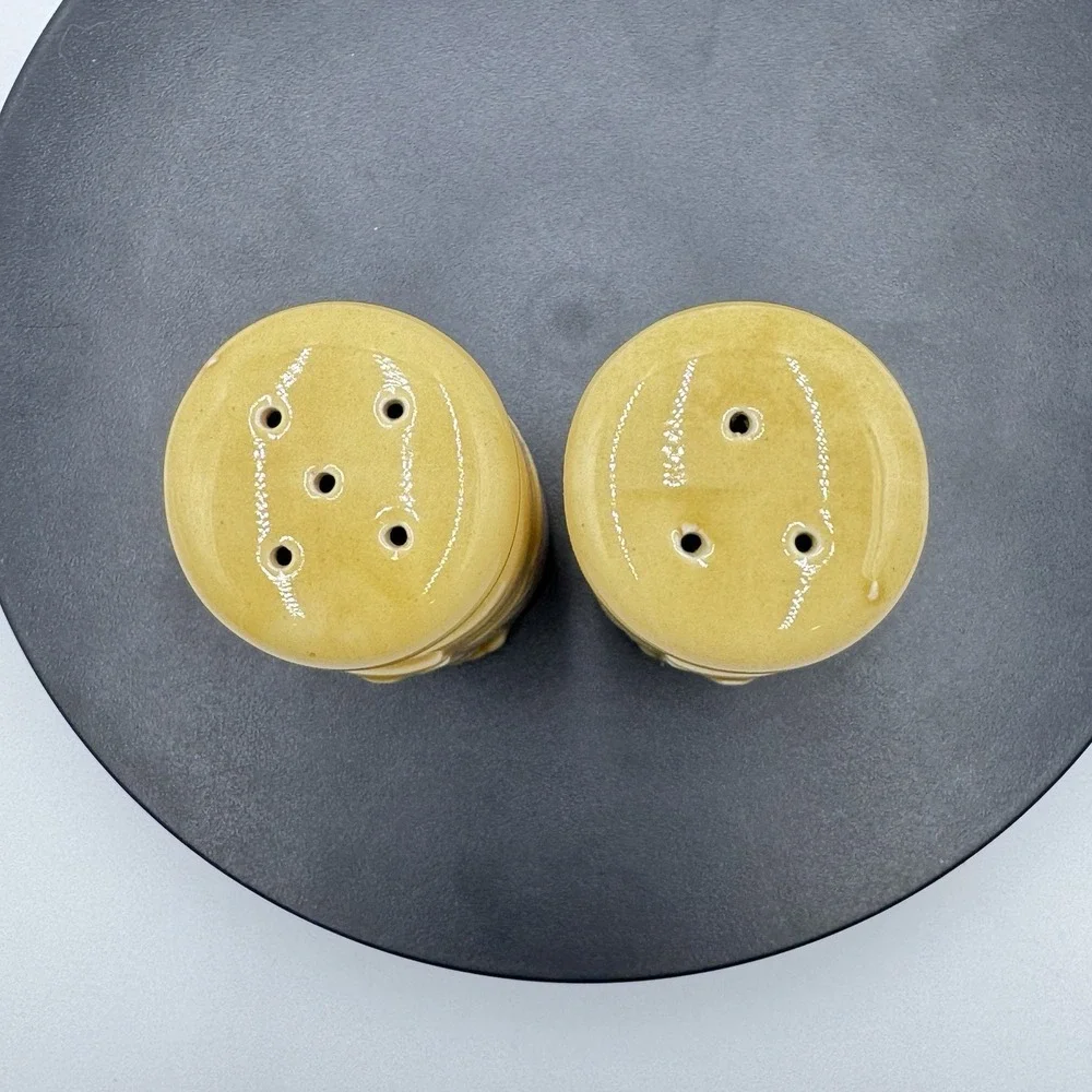 VTG‎ Native American Totem Salt & Pepper Shaker Set Yellow Eagle Glazed Ceramic